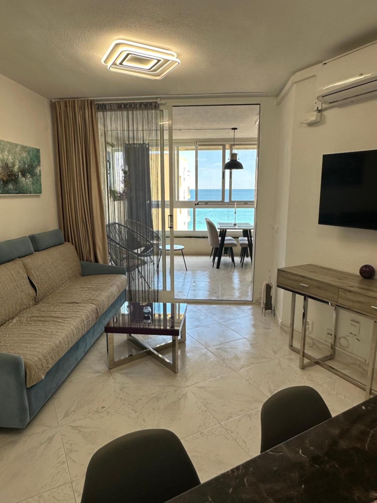 Alecus Apartment กัลเป ภายนอก รูปภาพ