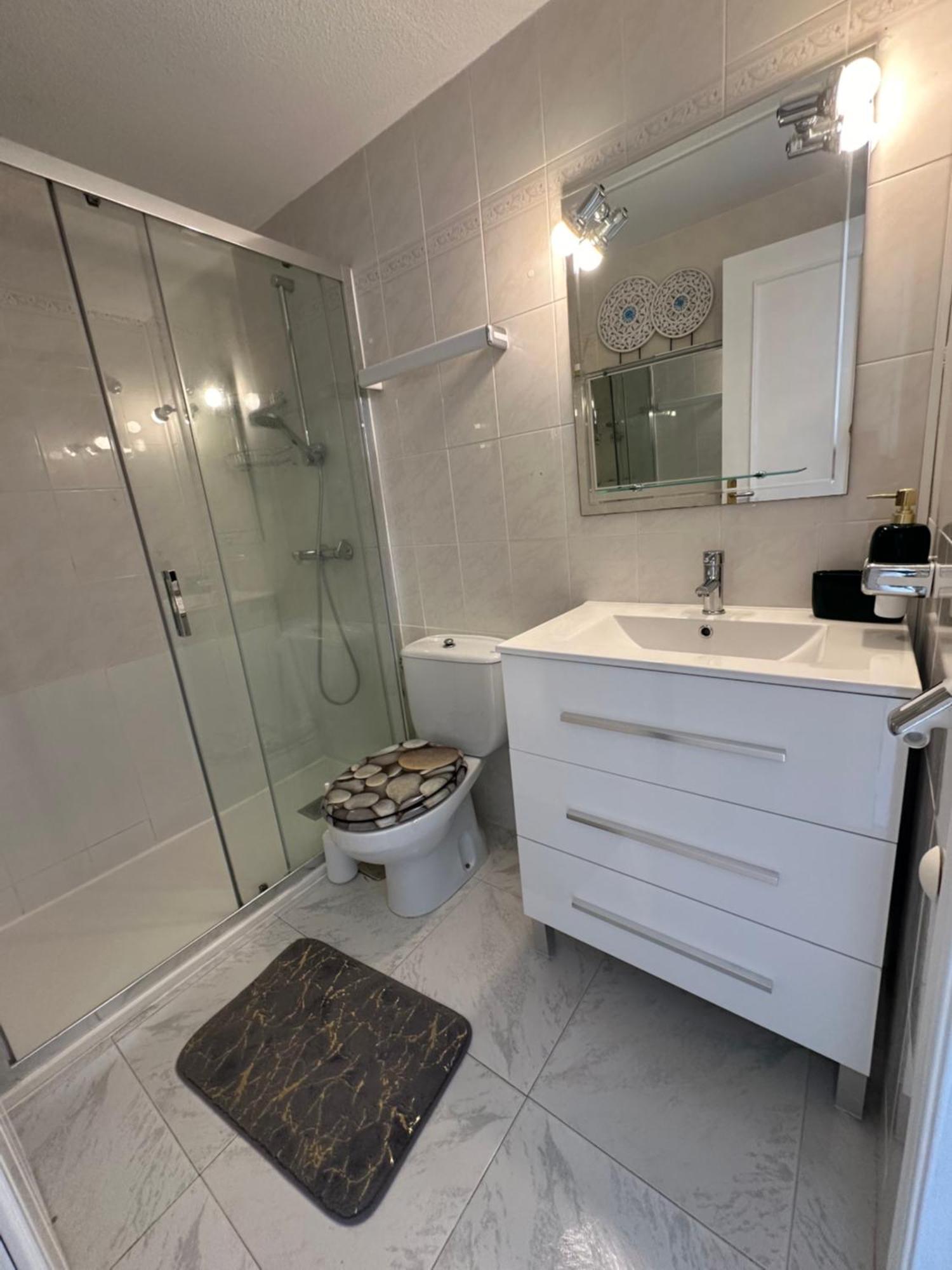 Alecus Apartment กัลเป ภายนอก รูปภาพ